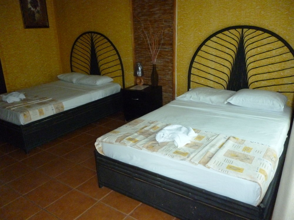 แปซิฟิก พาราไดซ์ รีสอร์ต Hotel เกโปส ภายนอก รูปภาพ